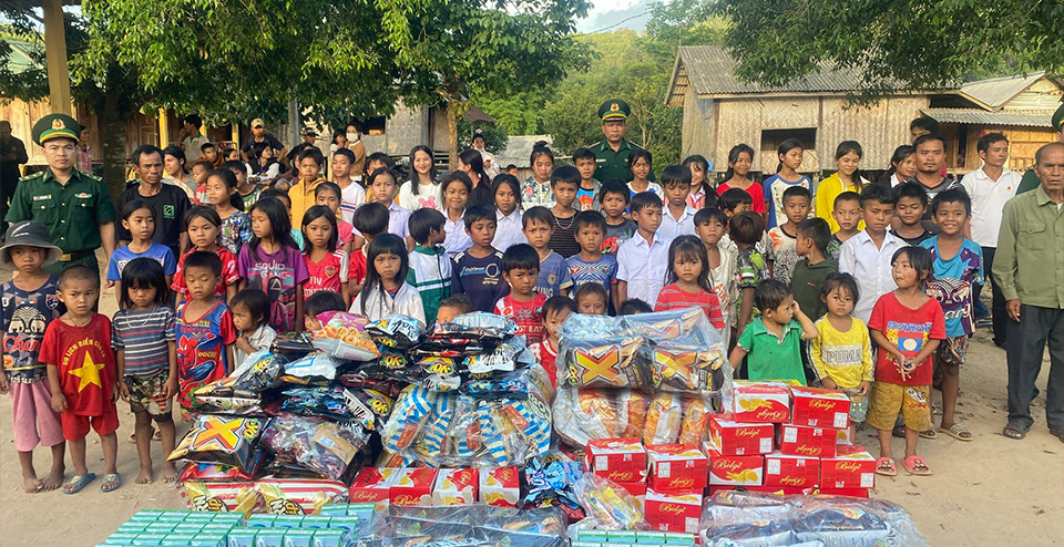 Hình ảnh hoàn trả tiền cược xổ số hàng tuần tại V9 Bet